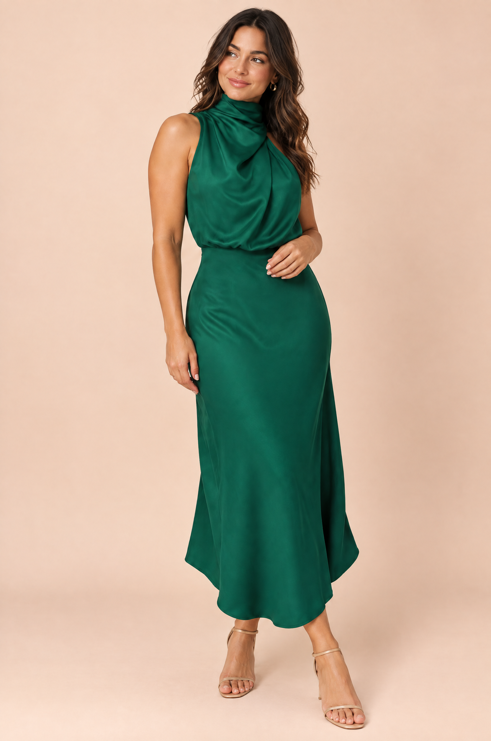 Robe midi trapèze vert foncé à col foulard | Porté sur une autre silhouette | Lounelle Paris