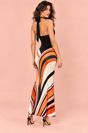 Robe longue noire à encolure américaine et dos nu | Vue de dos | Lounelle Paris
