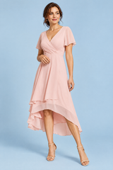 Rosa High-Low-Kleid mit Schmetterlingsärmeln