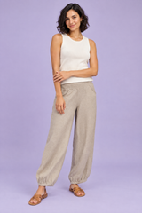 Beige Cropped-Hose mit weitem Bein