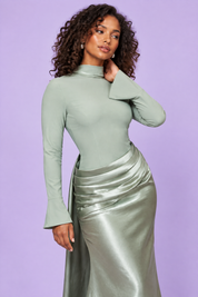 Robe longue froncée vert menthe | Vue rapprochée | Lounelle Paris