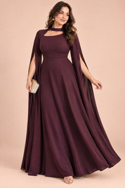 Robe longue bordeaux à encolure carrée et manches cape | Porté sur une autre silhouette | Lounelle Paris