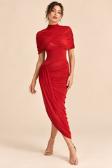 Drapiertes asymmetrisches Kleid in Rot