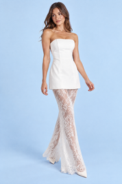 Ensemble jupe bustier en dentelle blanc | Vue en mouvement | Lounelle Paris