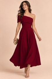 Robe asymétrique bordeaux à épaules dénudées | Vue de face | Lounelle Paris