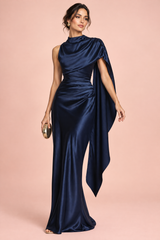 Dunkelblaues Satin-Maxikleid mit Wasserfallausschnitt