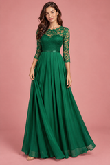 Grünes Maxikleid mit Spitzeneinsatz