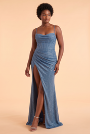 Robe longue bleue scintillante à fente | Porté sur une autre silhouette | Lounelle Paris