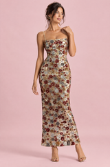 Goldfarbenes Maxikleid mit floraler Paillettenverzierung und eckigem Ausschnitt