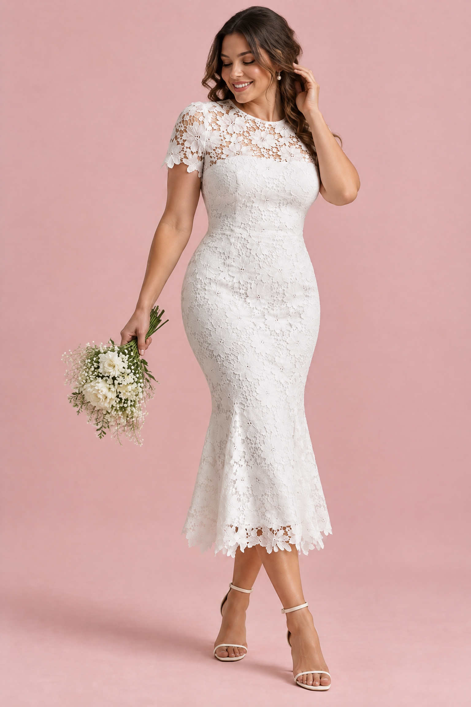 Robe midi blanche en dentelle à manches courtes | Porté sur une autre silhouette | Lounelle Paris