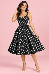 Kurzes schwarzes Kleid mit Punkten, A-Linie und Herzausschnitt