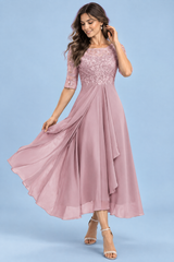 Chiffonkleid mit besticktem Oberteil in Altrosa