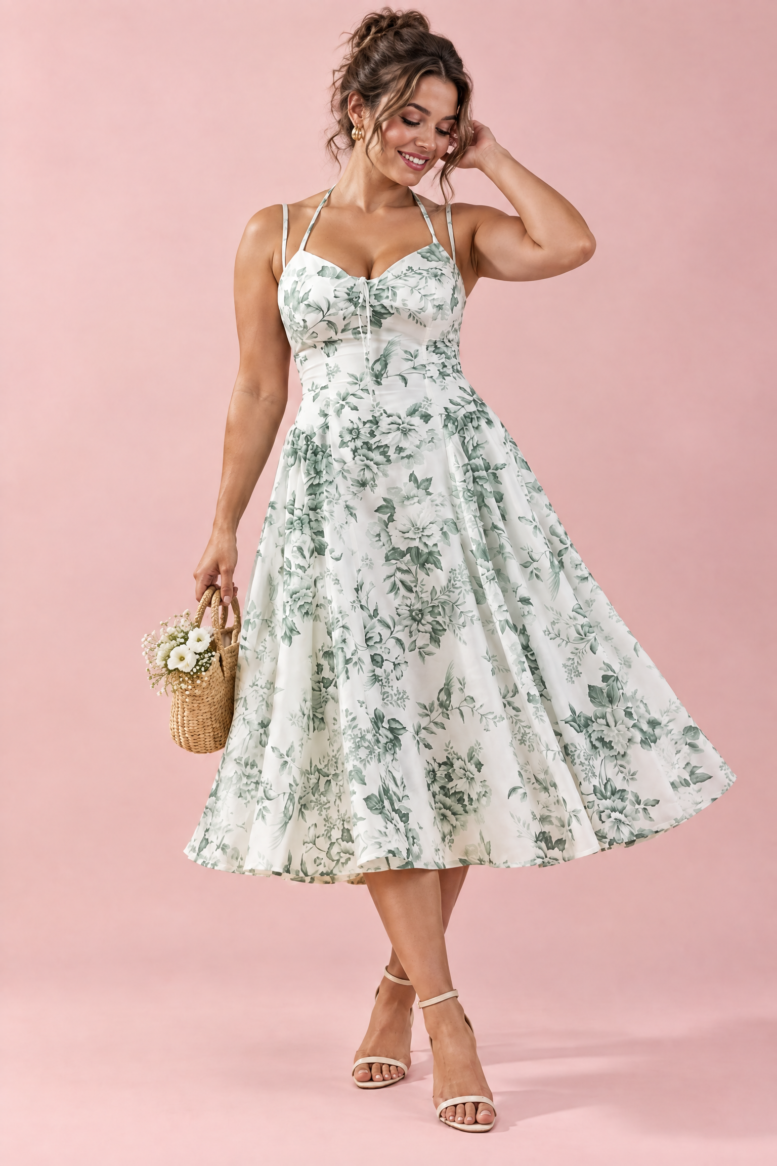 Robe midi blanche à imprimé floral, décolleté cœur et fronces | Porté sur une autre silhouette | Lounelle Paris
