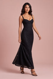 Robe longue corset en dentelle noire | Vue en mouvement | Lounelle Paris