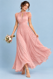 Robe longue plissée rose | Vue en mouvement | Lounelle Paris