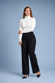 Pull blanc col roulé côtelé | Porté sur une autre silhouette | Lounelle Paris