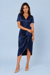 V-Ausschnittkleid mit Schleife