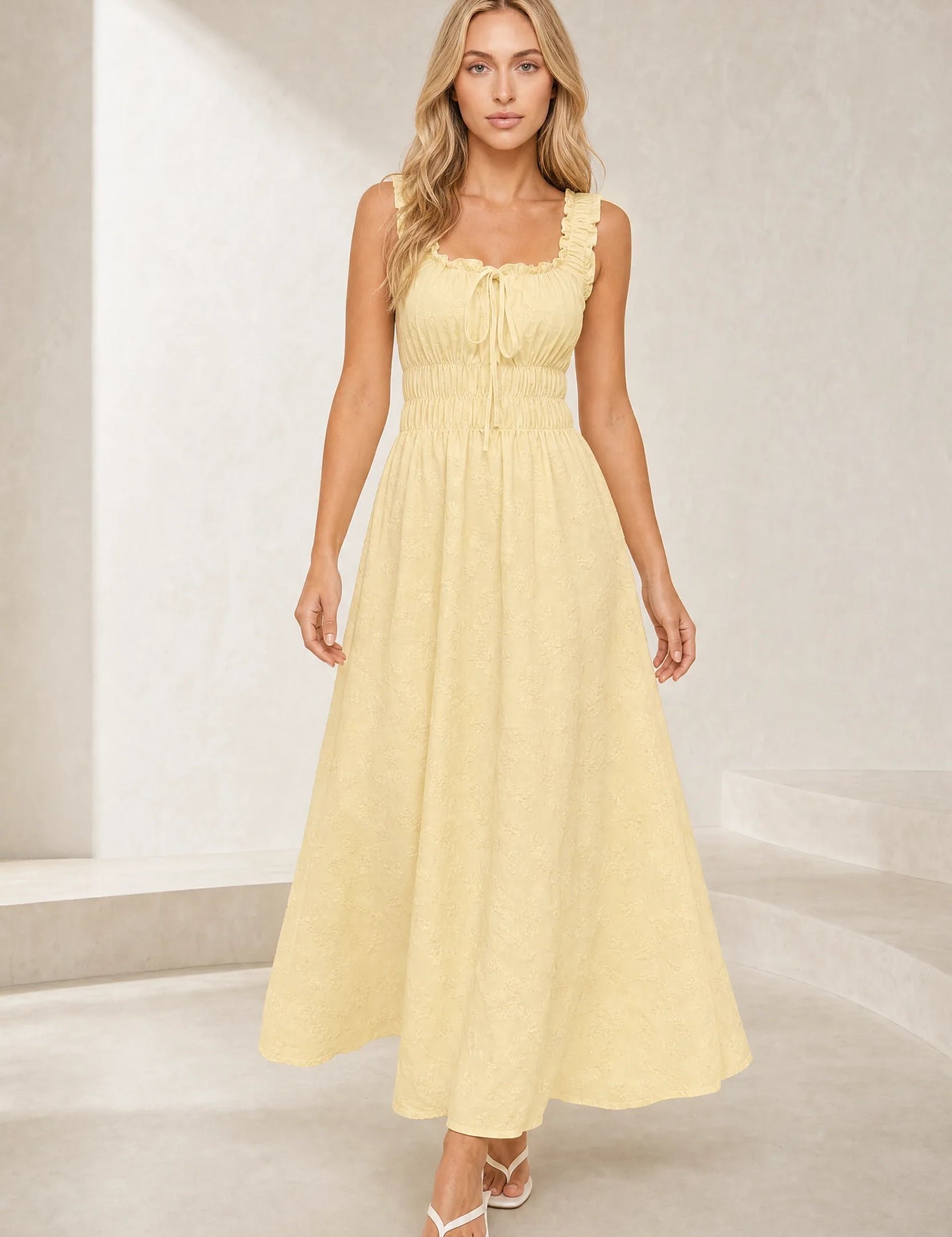 Robe jaune encolure carrée bretelles volantées | Lounelle Paris