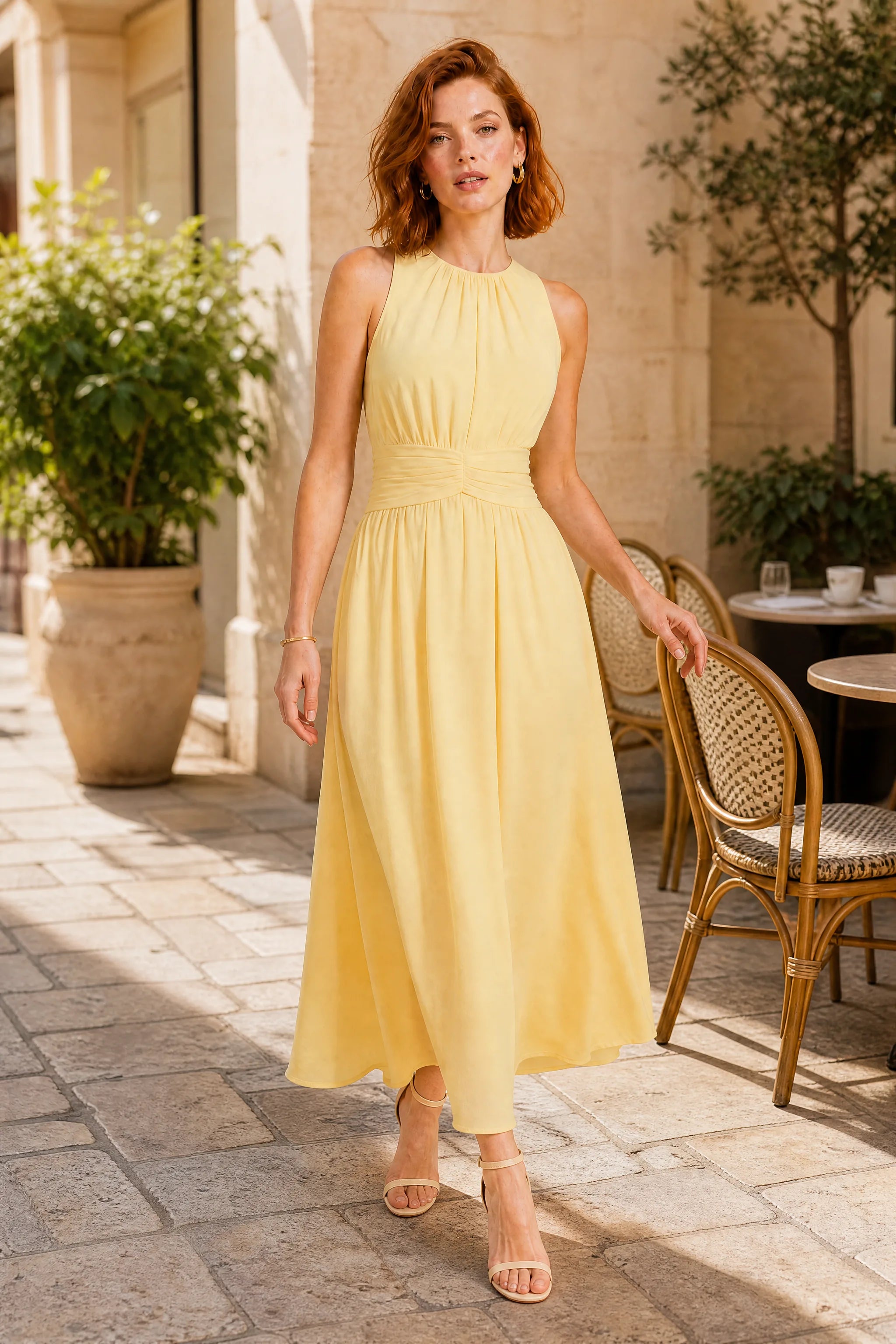 Robe longue fluide taille drapée | Variante Jaune - Lifestyle | Lounelle Paris