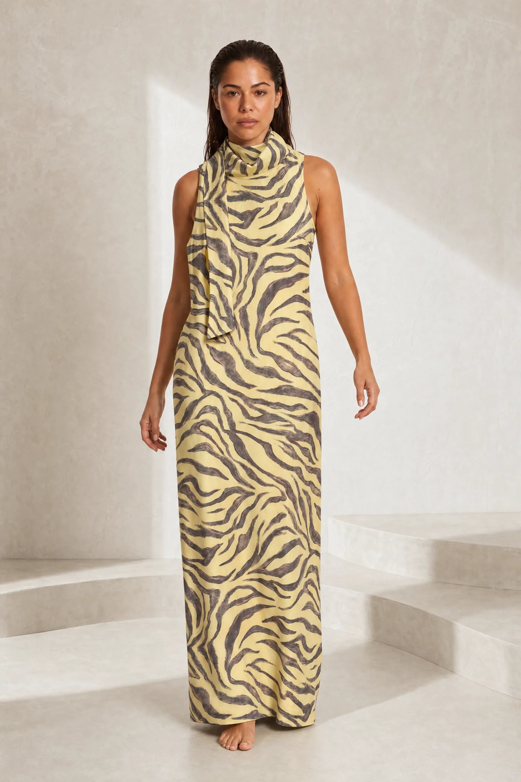Robe longue imprimé zèbre col écharpe | Lounelle Paris