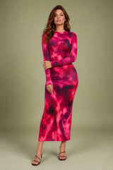 Langes enges Tie-Dye-Kleid