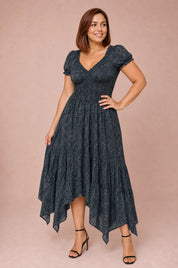 Robe longue smockée à imprimé floral | Porté sur une autre silhouette | Lounelle Paris