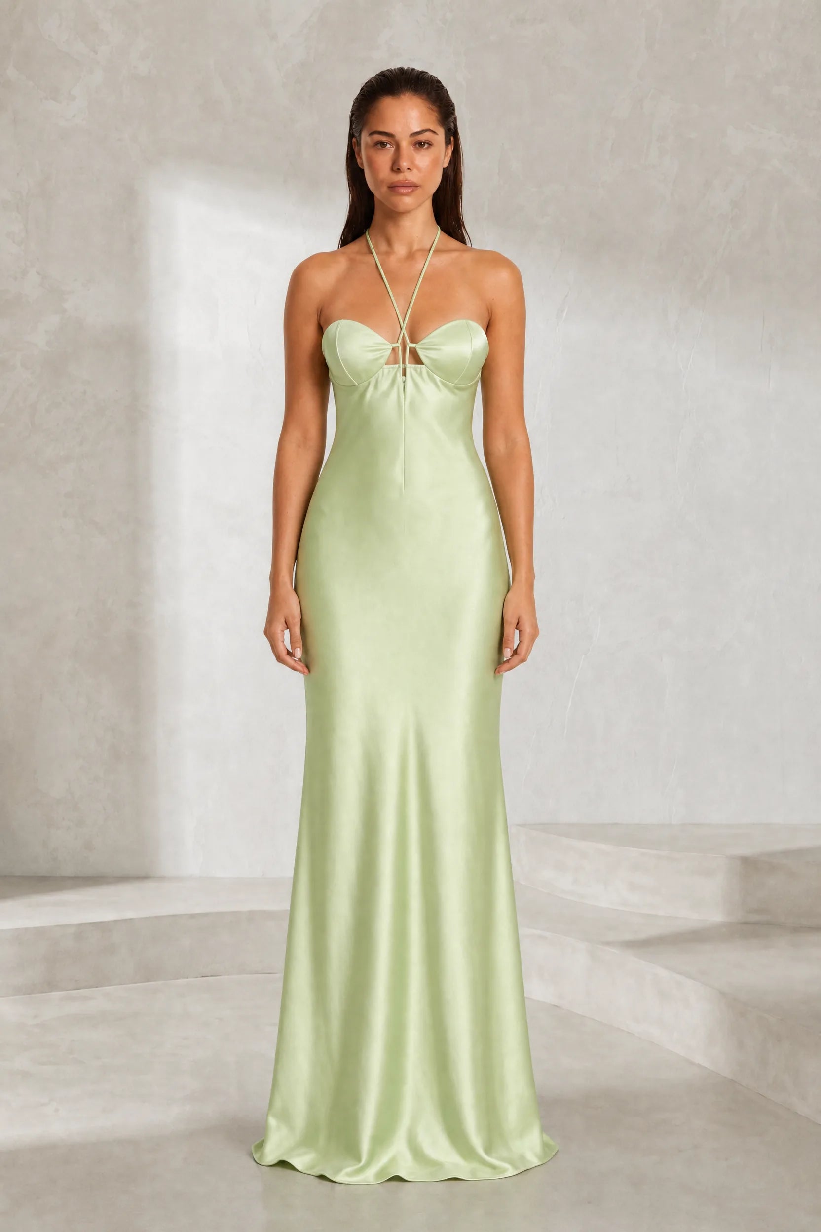 Robe longue vert clair à dos nu | Lounelle Paris