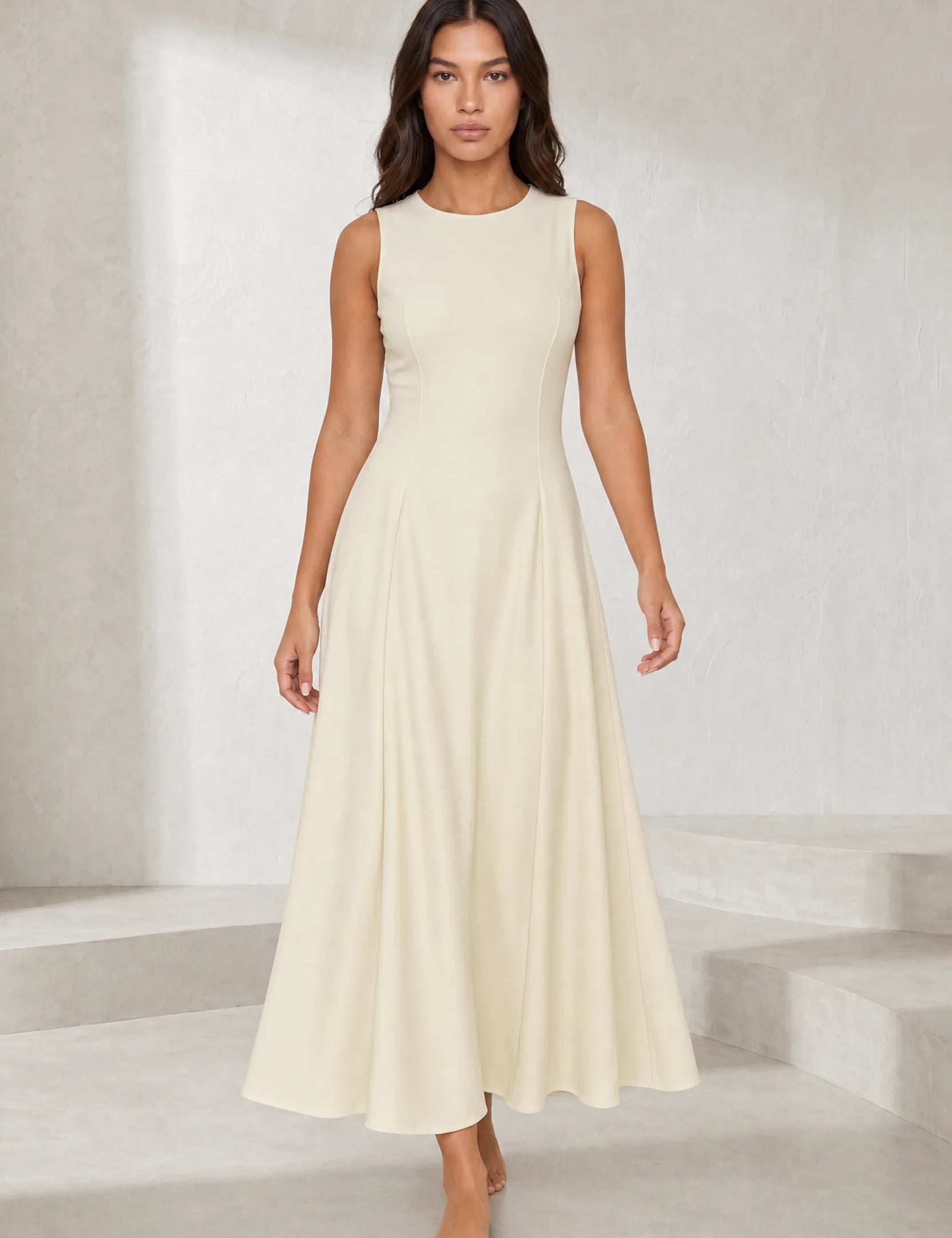 Robe longuecrème évasée sans manches | Lounelle Paris