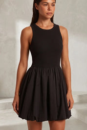 Robe noire dos nu trapèze | Lounelle Paris