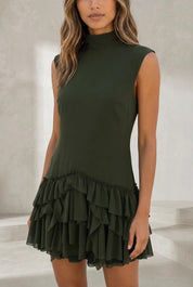 Robe vert foncé col montant à volants | Lounelle Paris