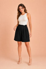 Weite Bermudashorts mit hoher Taille