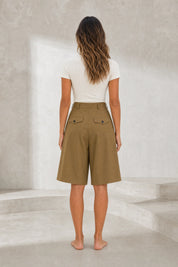 Short brun ample à plis | Lounelle Paris