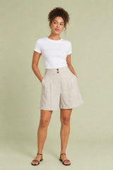 High-Waist Shorts, weite Passform