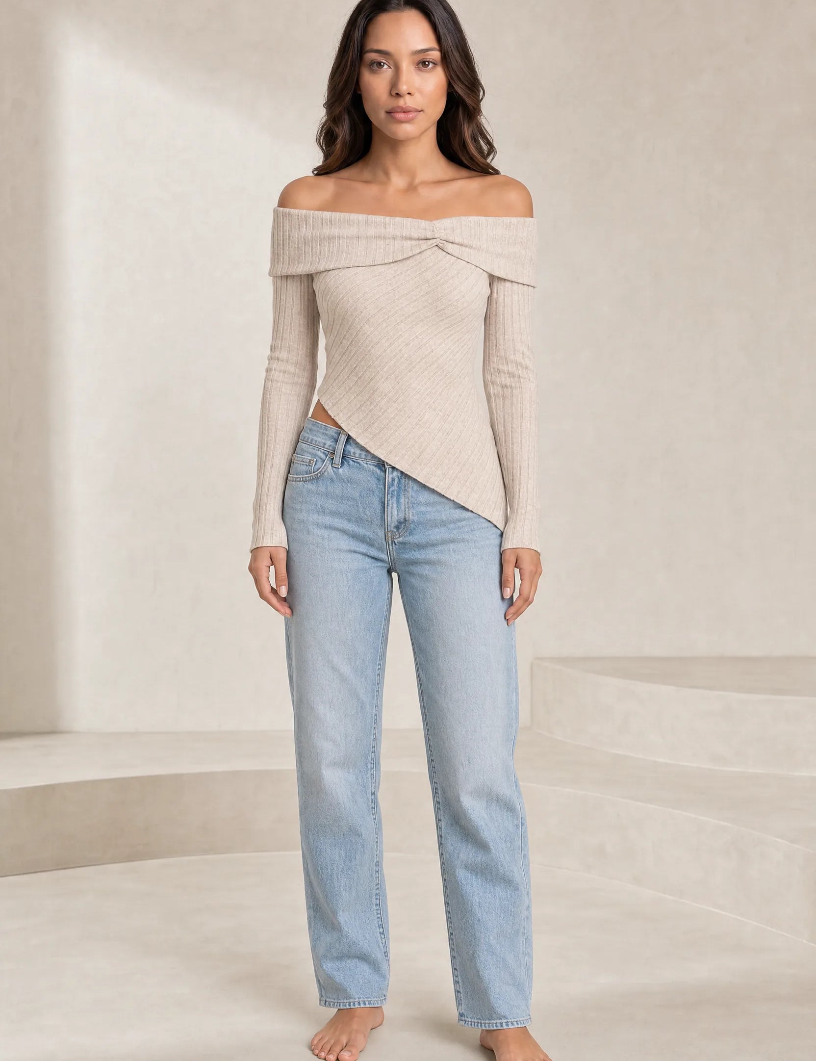 Top beige épaules dénudées asymétrique | Lounelle Paris