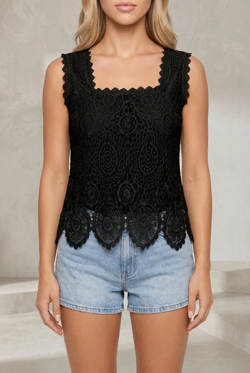 Top en dentelle encolure carrée | Lounelle Paris