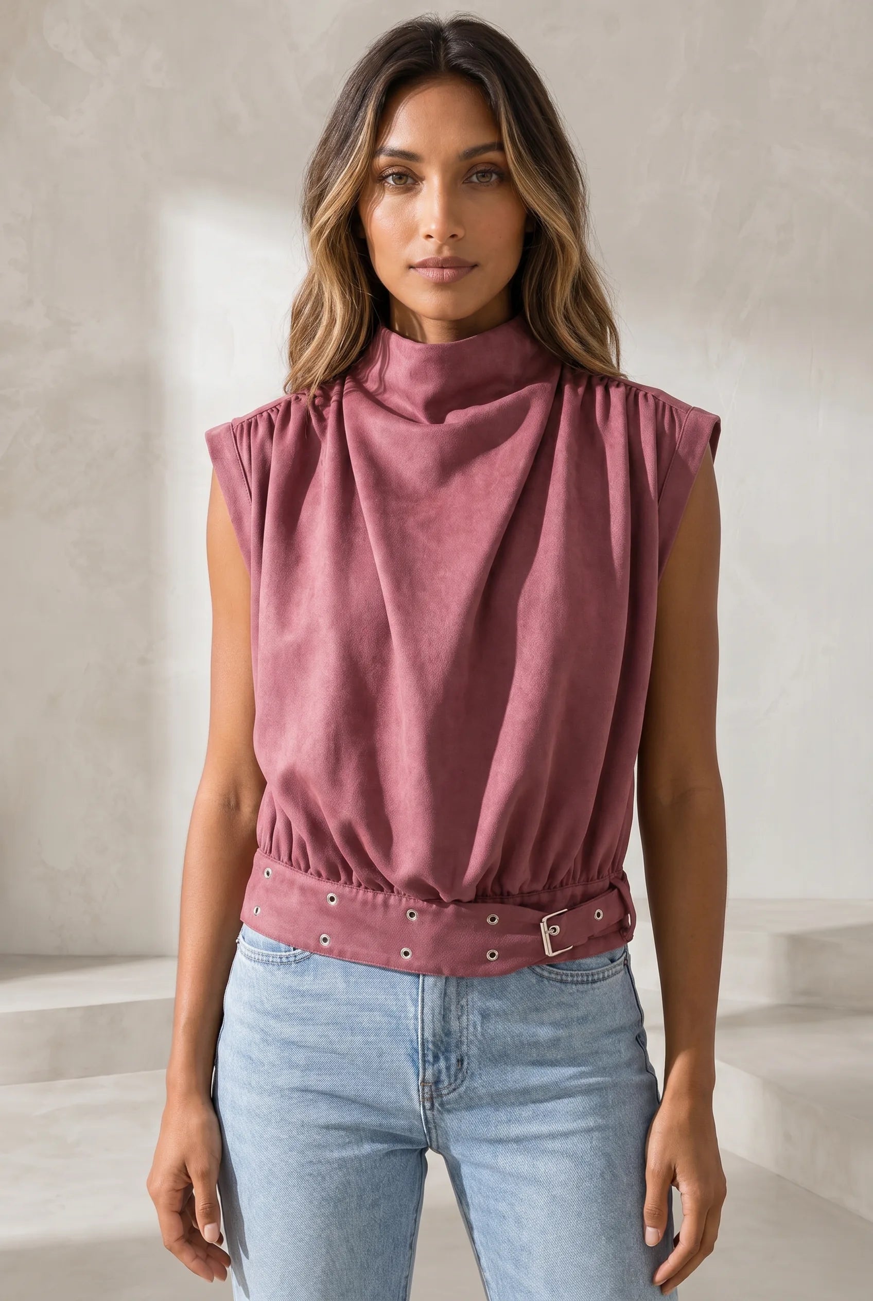 Top rose poudré col montant ceinturé | Lounelle Paris