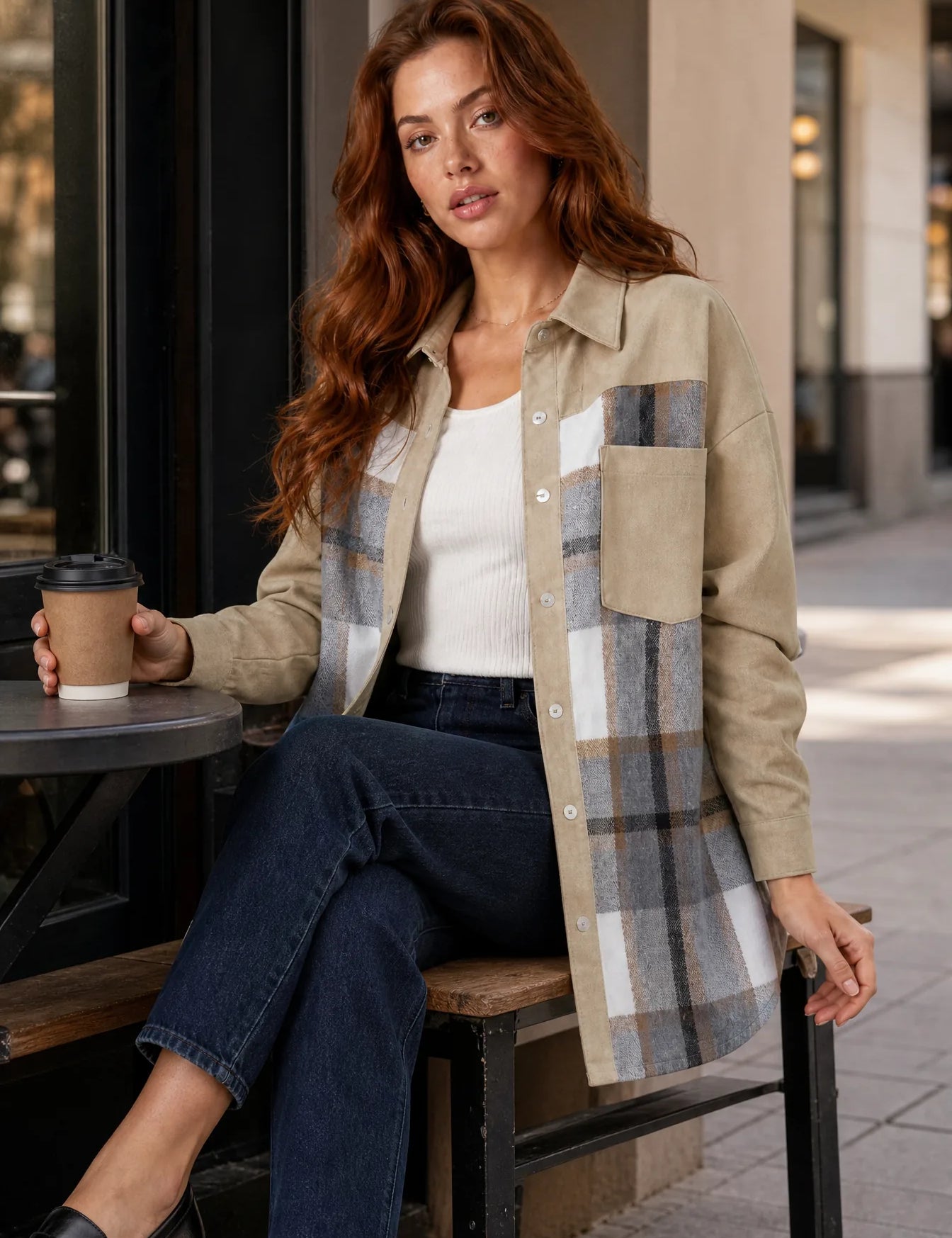 Veste chemise ample à carreaux à carreaux | Photo lifestyle | Lounelle Paris